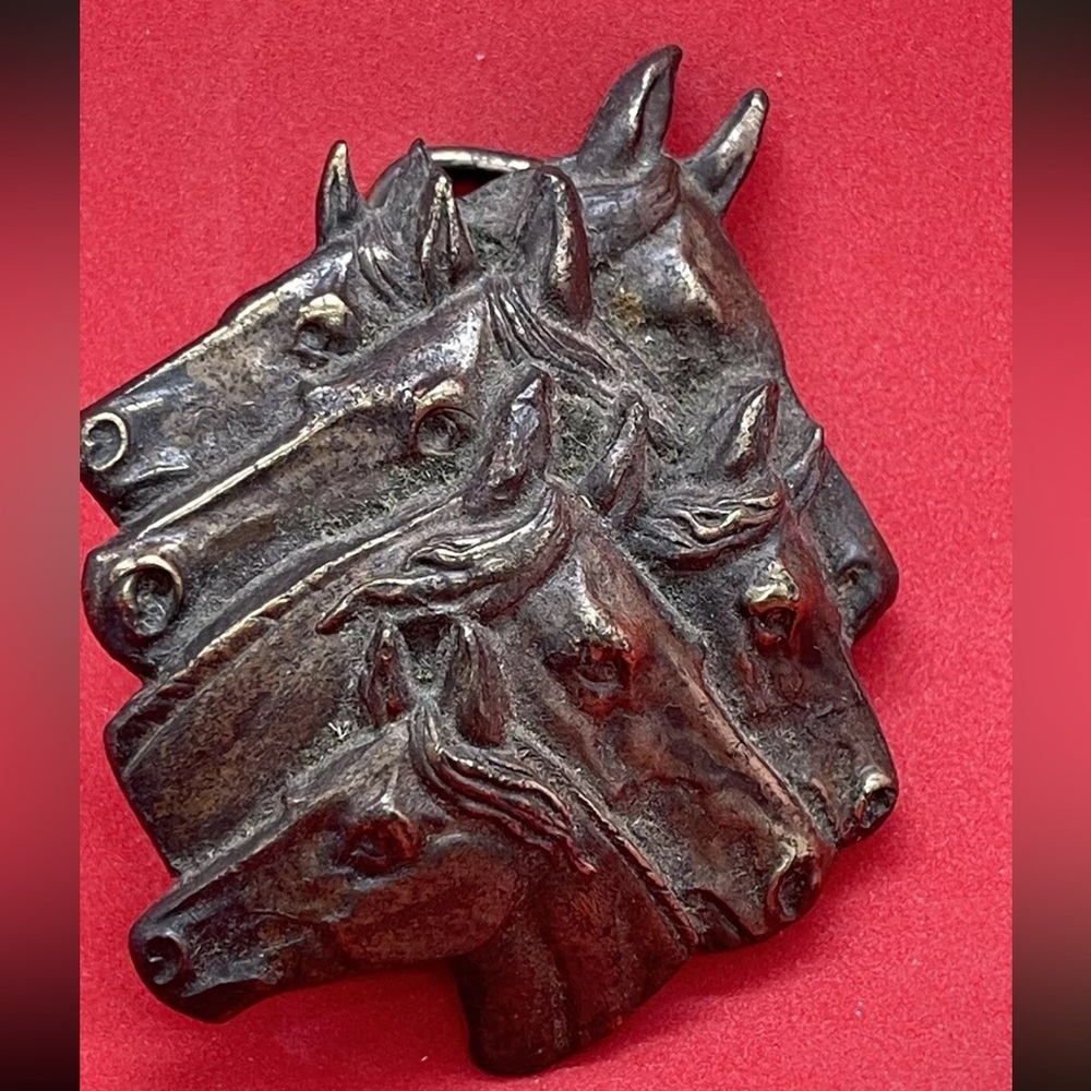 Vintage Bergamot Brass Works Horse Heads Belt Buckle Signed 1976